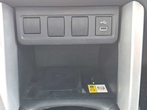 Used 2023 Toyota Corolla Cross LE FWD image 21