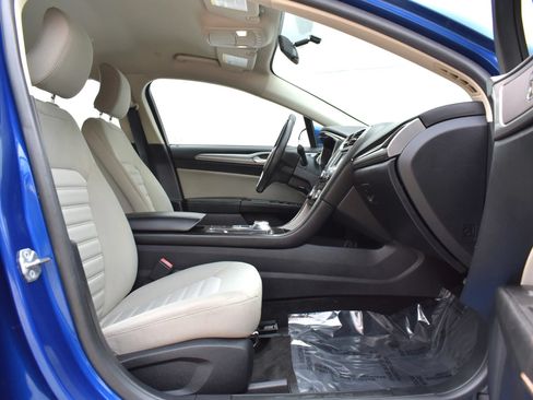 Used 2018 Ford Fusion S FWD image 27