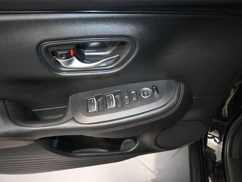 Used 2024 Honda HR-V Sport image 11