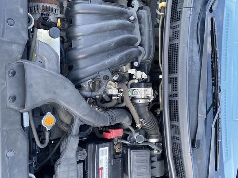 Used 2010 Nissan Versa Sedan image 30