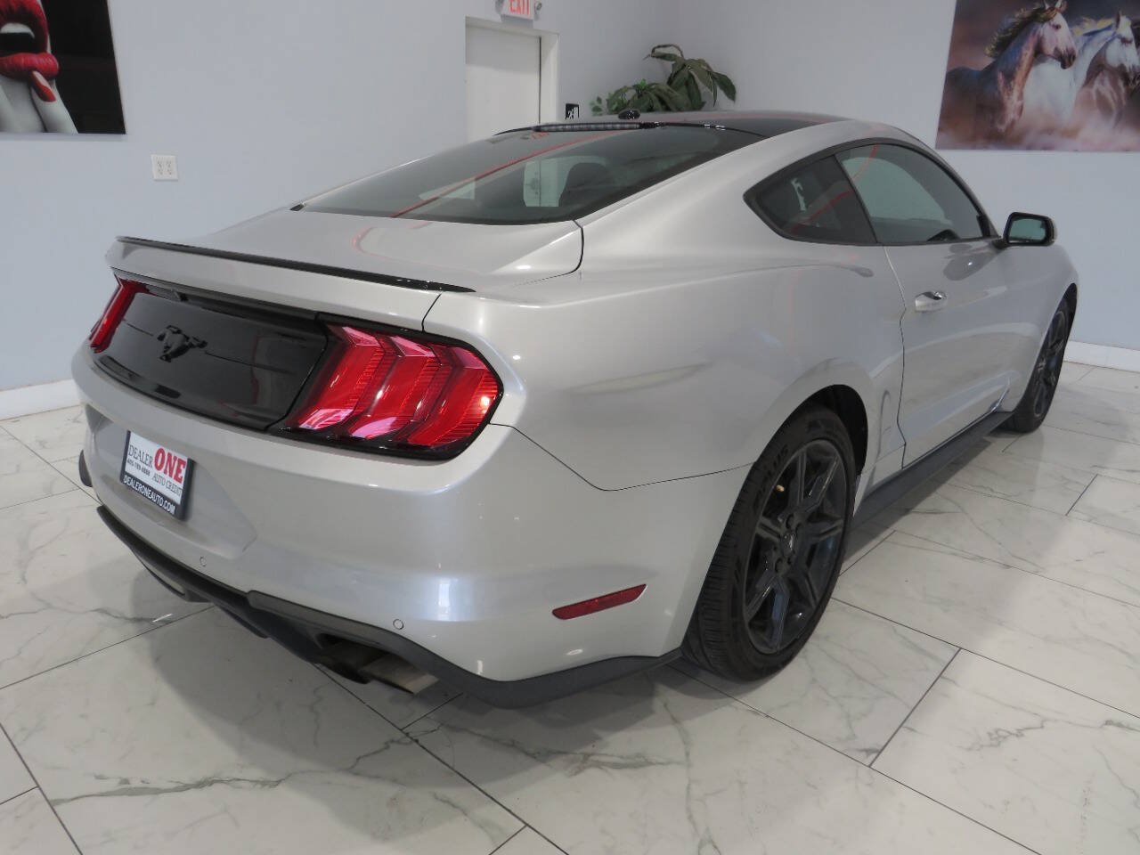 Used 2019 Ford Mustang Premium w/ Equipment Group 201A RWD image 4