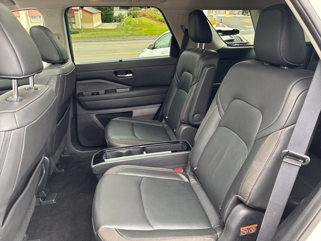 Certified 2024 Nissan Pathfinder SL w/ SL Premium Package AWD/4WD image 27