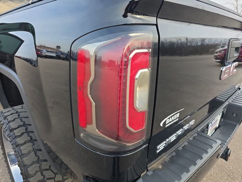 Used 2018 GMC Sierra 1500 Denali image 35