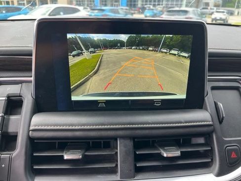 Used 2023 Chevrolet Suburban Premier AWD/4WD image 23