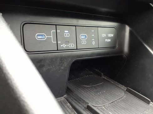Used 2025 Hyundai Tucson SEL FWD image 18
