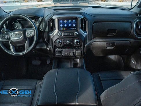 Used 2023 GMC Sierra 2500 Denali w/ Denali Ultimate Package image 27