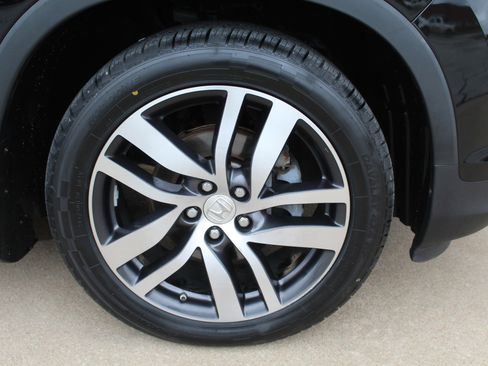 Used 2018 Honda Pilot Elite image 64