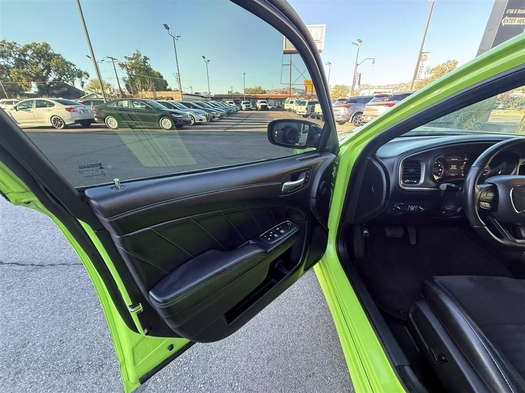 Used 2023 Dodge Charger R/T w/ Daytona Edition Group RWD image 23