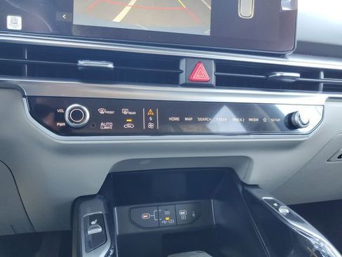 New 2026 Kia Sorento S FWD image 22