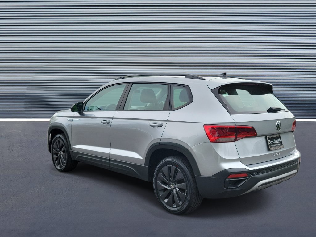 Used 2023 Volkswagen Taos S FWD image 4