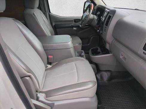 Used 2019 Nissan NV 2500 SV RWD image 19