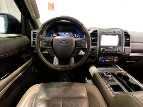 Used 2018 Ford Expedition Max XLT w/ Equipment Group 202A RWD image 14