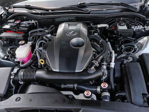 Used 2021 Lexus IS 300 w/ Comfort Package RWD image 36