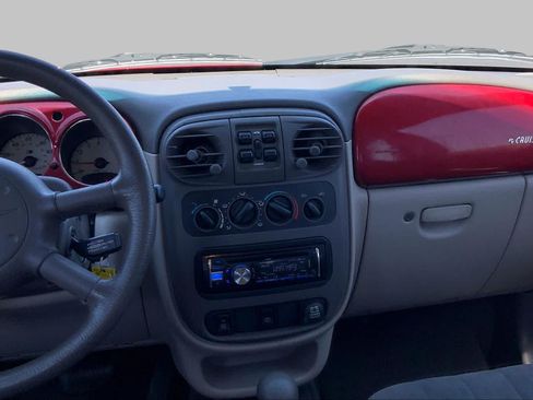 Used 2002 Chrysler PT Cruiser FWD image 6