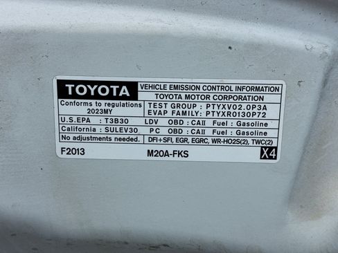 Used 2023 Toyota Corolla LE FWD image 19