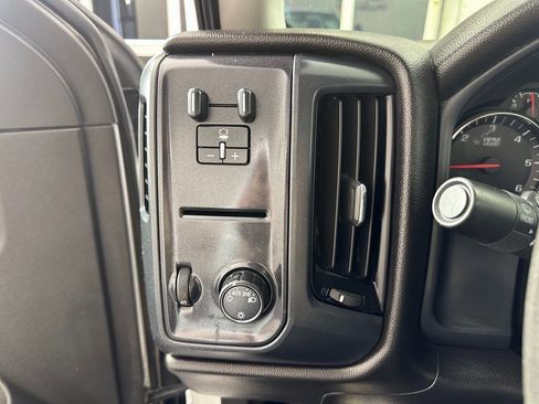 Used 2019 Chevrolet Silverado 2500 W/T w/ Snow Plow Prep Package image 16