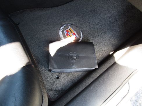 Used 2011 Cadillac STS image 29