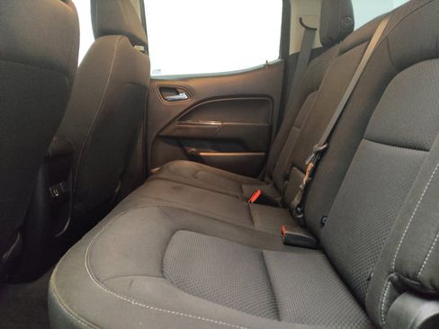 Used 2021 Chevrolet Colorado LT RWD image 18