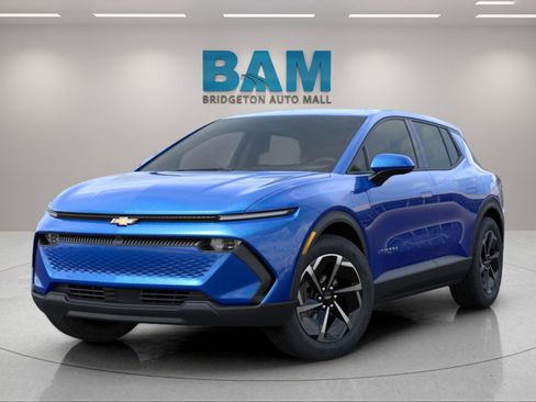 New 2026 Chevrolet Equinox EV LT image 3
