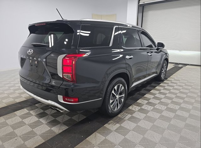 Used 2021 Hyundai Palisade SEL FWD image 3