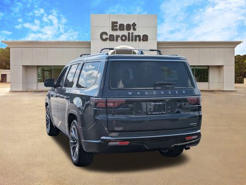 Certified 2024 Jeep Wagoneer Series III w/ Premium Group I image 5