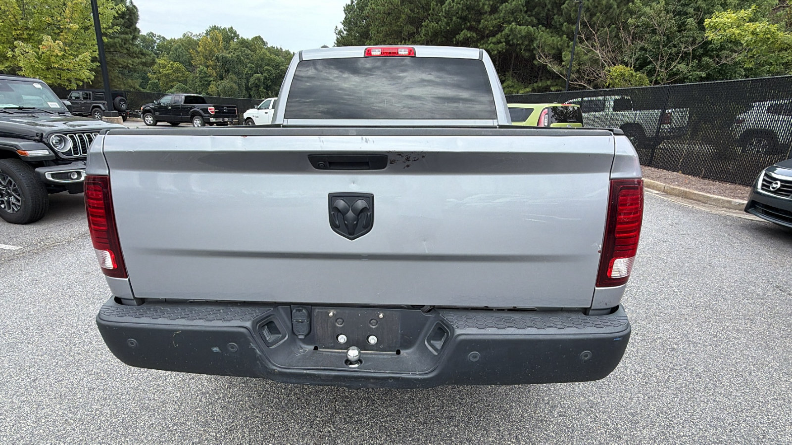 Used 2024 RAM 1500 Warlock RWD image 9