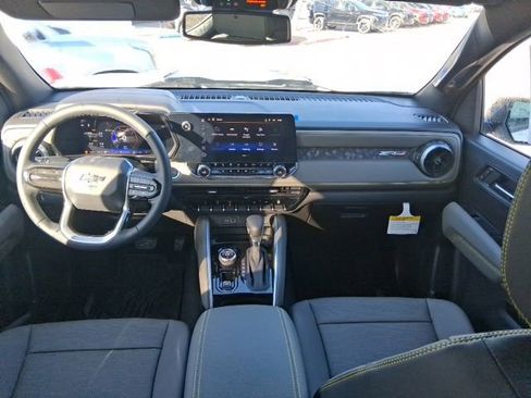 New 2026 Chevrolet Colorado ZR2 AWD/4WD image 12