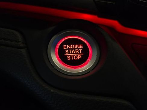 Used 2024 Honda Odyssey Sport image 40