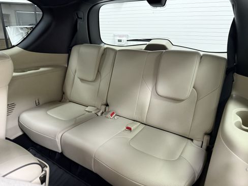 Certified 2024 INFINITI QX80 Sensory w/ Cargo Package AWD/4WD image 17
