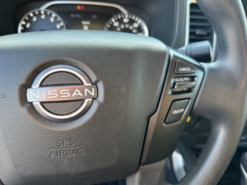 Used 2022 Nissan Frontier SV image 26