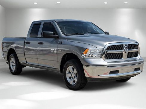 Used 2019 RAM 1500 Tradesman w/ Chrome Plus Package RWD image 5