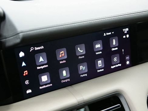 Certified 2025 Porsche Taycan image 15