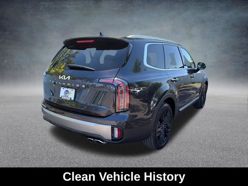 Used 2025 Kia Telluride SX FWD image 5