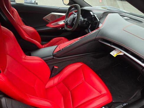Used 2023 Chevrolet Corvette Stingray Preferred Cpe w/ Z51 Performance Package RWD image 20