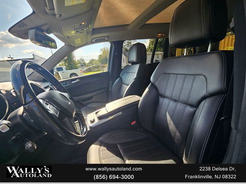 Used 2016 Mercedes-Benz GL 450 4MATIC image 40