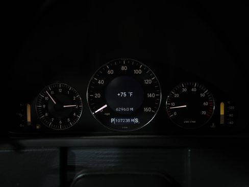 Used 2005 Mercedes-Benz CLK 500 Cabriolet image 17