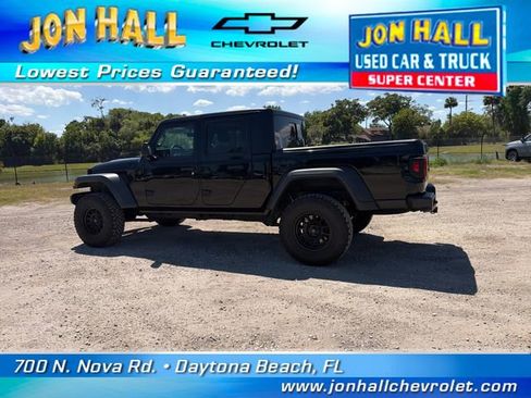 Used 2023 Jeep Gladiator Sport image 6