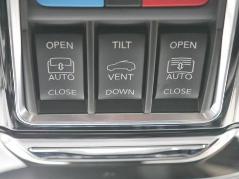 Used 2023 Jeep Grand Cherokee L Overland image 35