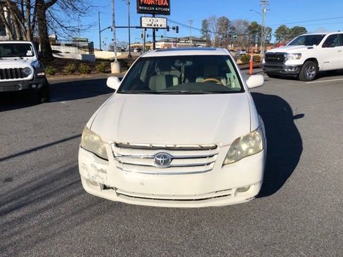 Used 2007 Toyota Avalon Limited image 8
