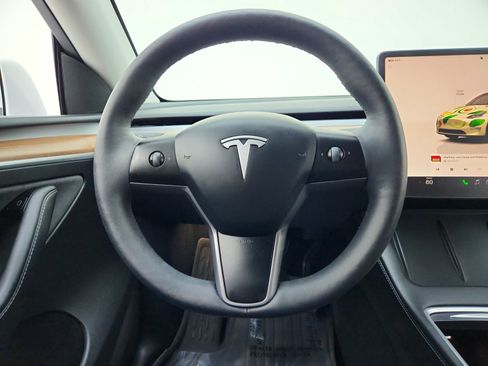 Used 2023 Tesla Model Y Long Range AWD/4WD image 26