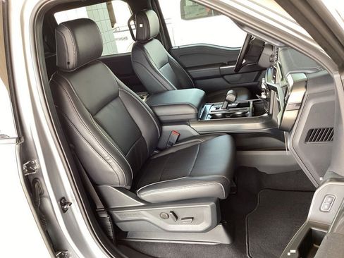 New 2025 Ford F150 Lariat w/ Equipment Group 501A Mid image 31