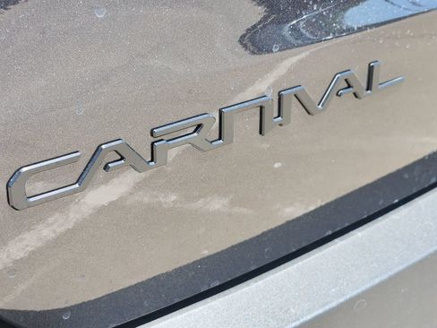 New 2026 Kia Carnival SX Prestige FWD image 7