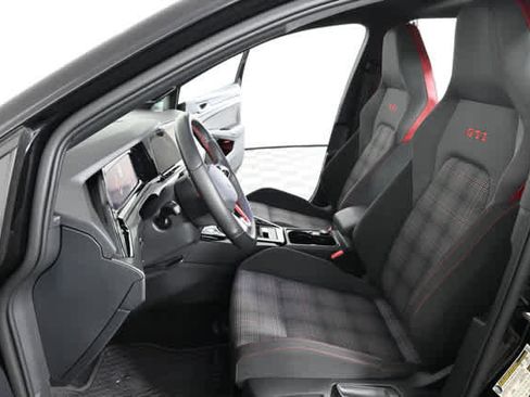 Used 2024 Volkswagen GTI SE image 21