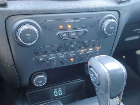 Used 2020 Ford Ranger Lariat w/ Technology Package image 21