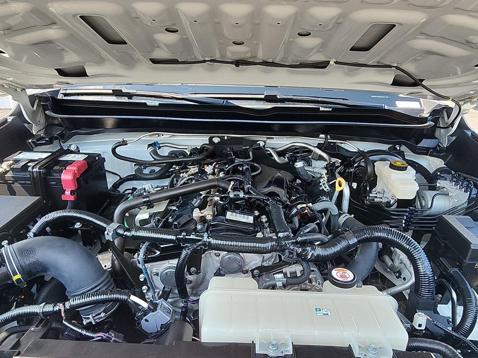 Used 2024 Toyota Tacoma SR5 AWD/4WD image 11