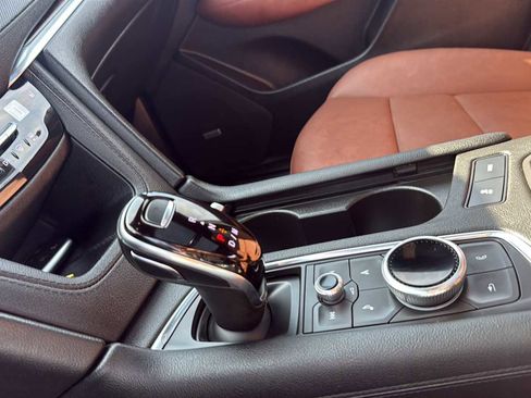 Used 2025 Cadillac XT5 Premium Luxury w/ Technology Package image 18