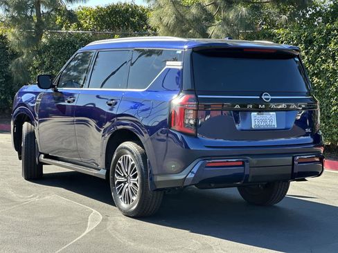 Used 2025 Nissan Armada SL image 4