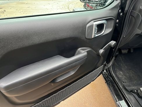 Used 2024 Jeep Wrangler Sport image 14