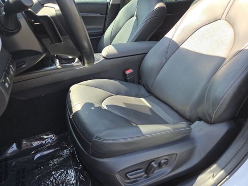 Used 2024 Toyota Camry XSE w/ Navigation Package FWD image 28