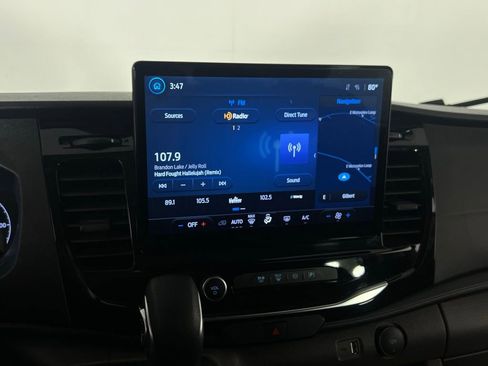 Used 2023 Ford Transit 350 XLT image 17